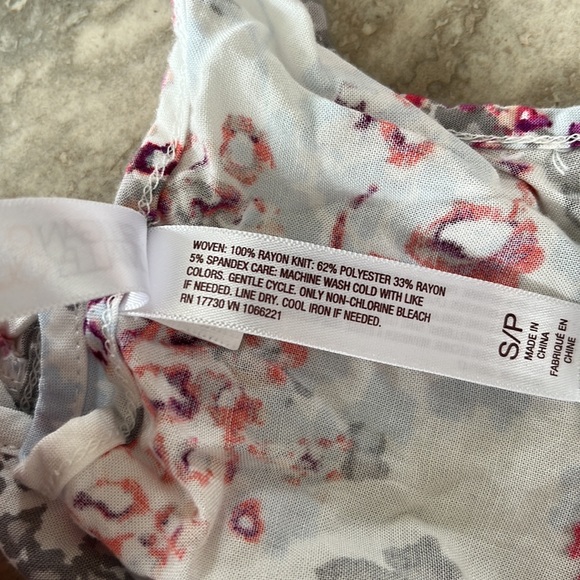 Soft and cozy floral pyjamas - Picture 6 of 9